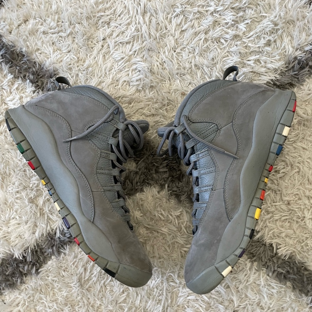 Grey Air Jordan 11 Cool Grey 10. Size 13 little worn